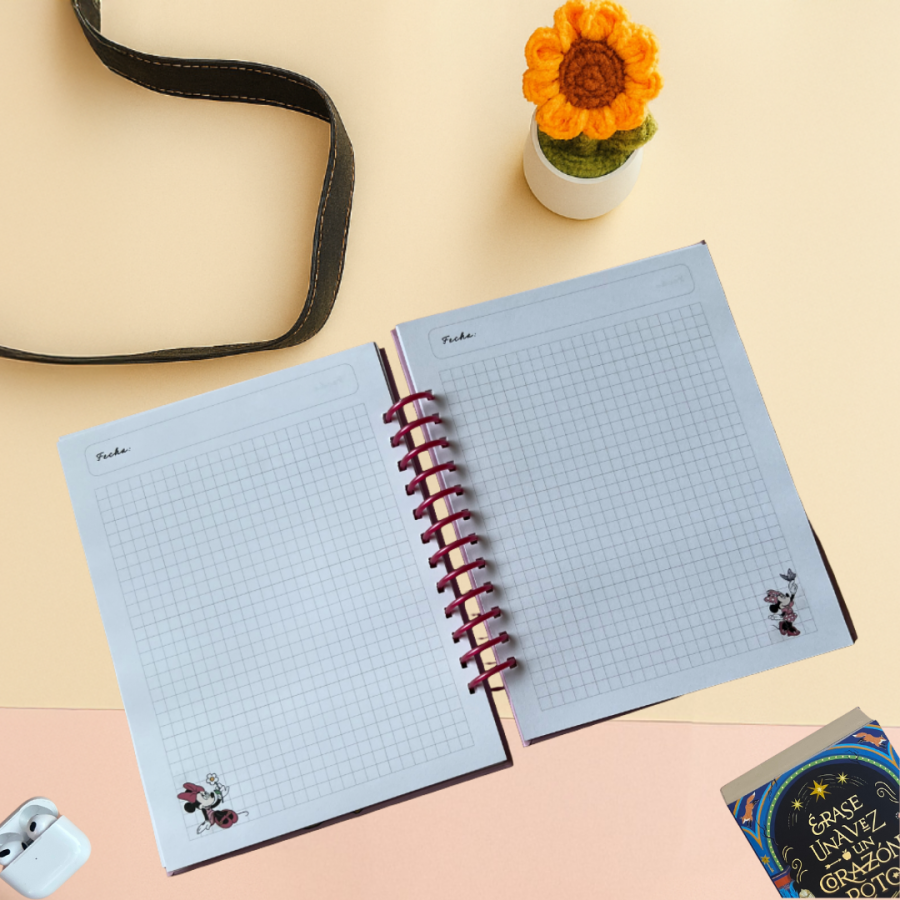 Cuaderno Minnie Lovely moments